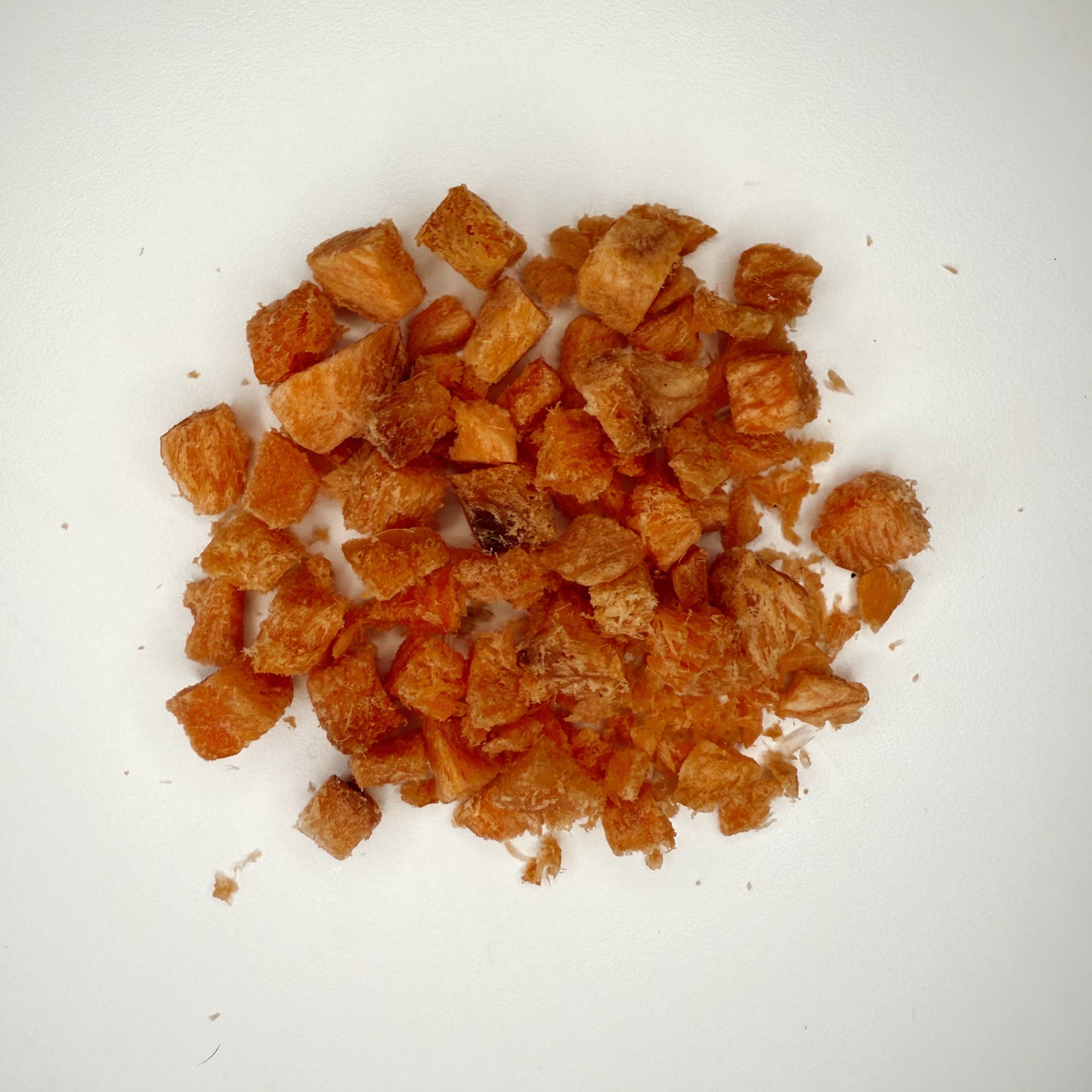 Freeze-Dried Salmon – Lean High-Protein Training Treats for All Dogs (Single-Ingredient, Grain-Free, Low-Fat)